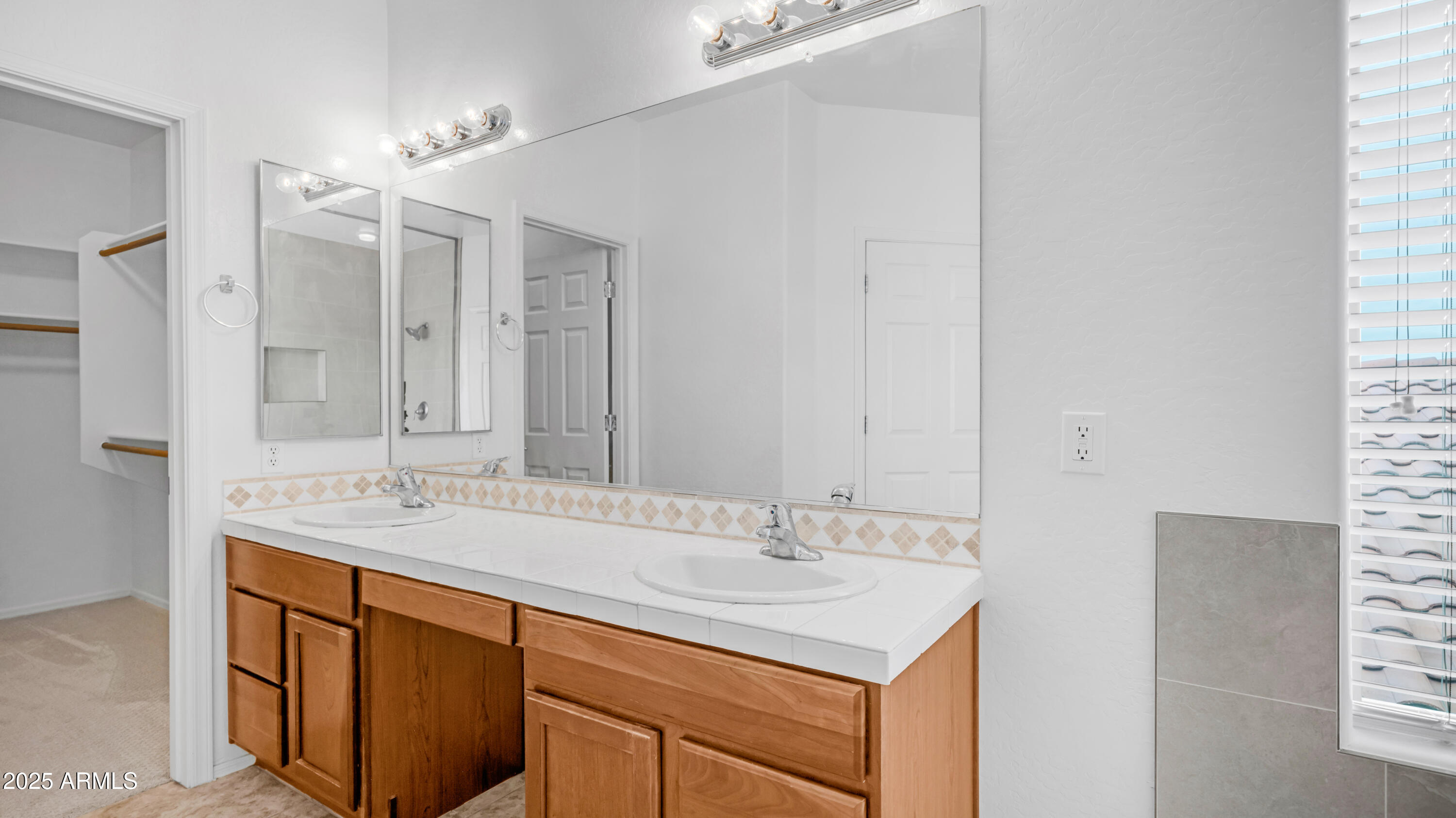 5131 West El Cortez Trail Phoenix, AZ 85083 - Photo 17 of 35 5131 W El Cortez Trl (16)