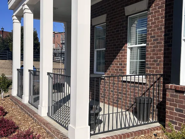 $494,900 | 2089 Branford Place, Unit 101, Thompson's Station, TN 37179