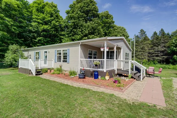 $329,900 | 223 Pinecrest, Beulah, MI 49617
