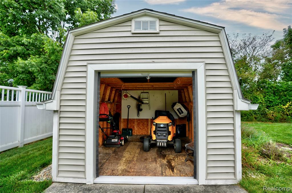 3399 North Gale Road Davison, MI 48423 - Photo 58 of 63