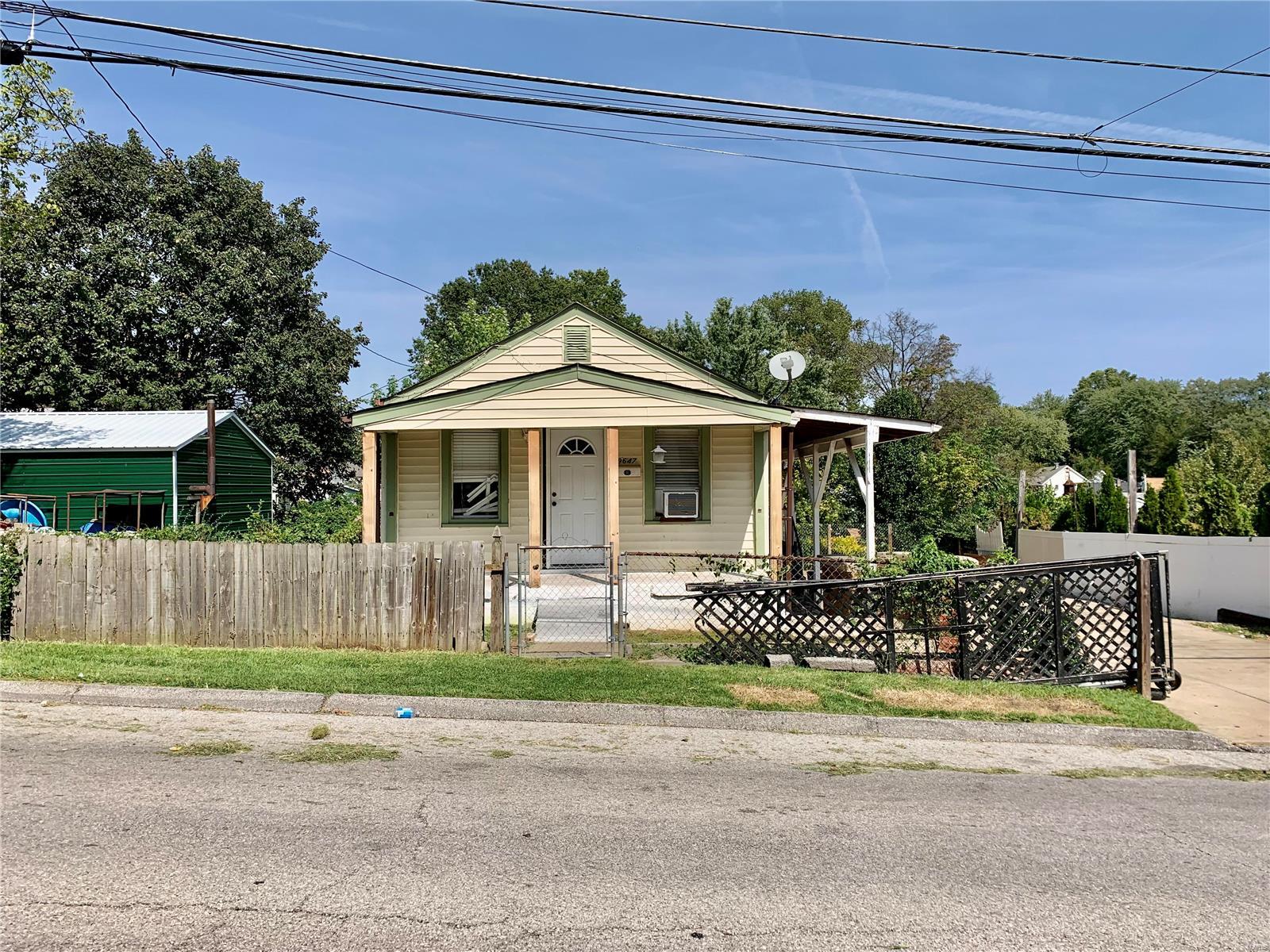 9647 Breckenridge Road St. Louis, MO 63114 - Photo 1 of 9 Gallery Image 1