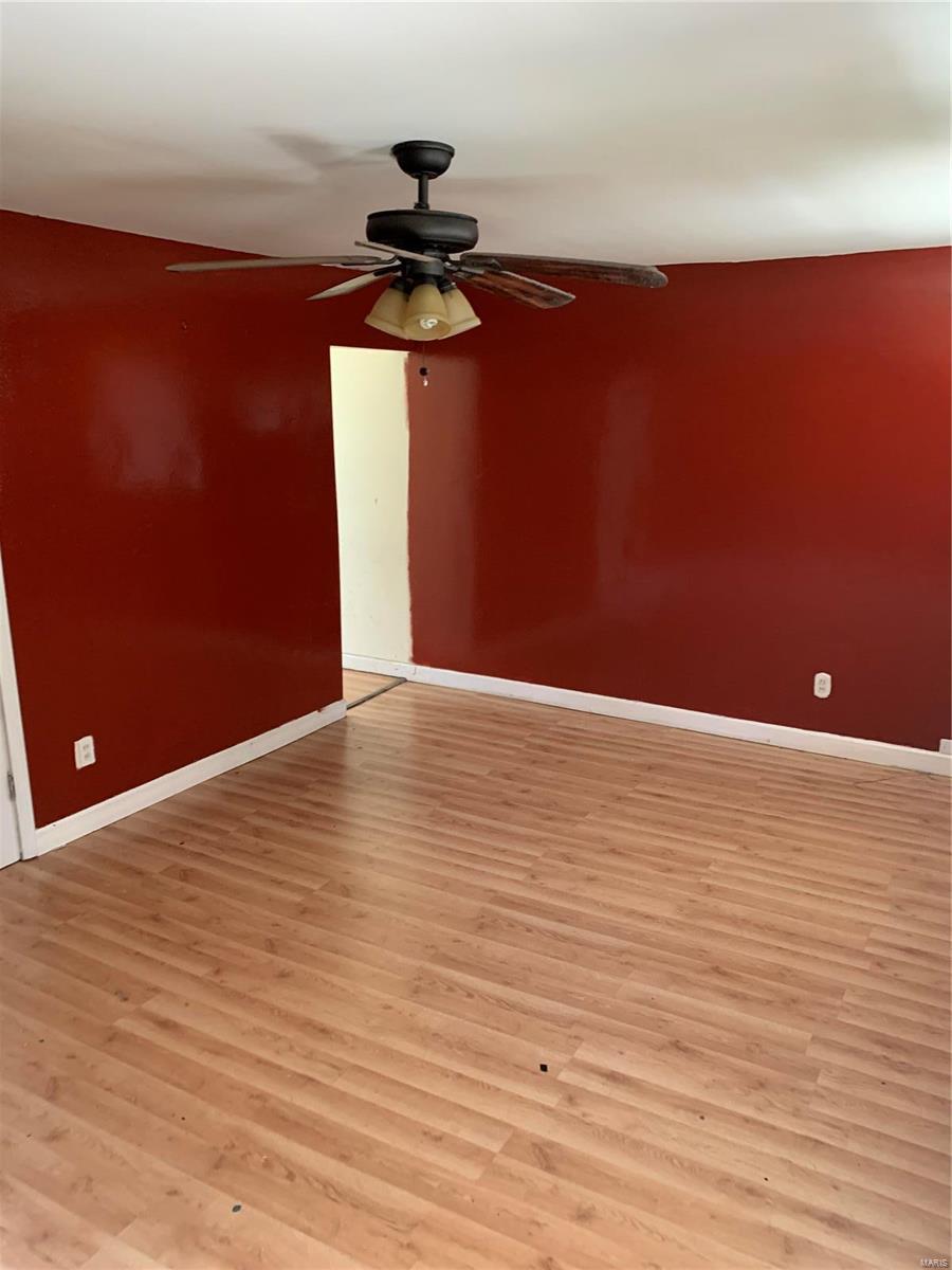 9647 Breckenridge Road St. Louis, MO 63114 - Photo 2 of 9 Gallery Image 2
