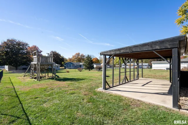 $230,000 | 204 Amber Lane, Geneseo, IL 61254