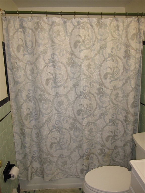 15 Lilian Road Framingham, MA 01701 - Photo 16 of 17