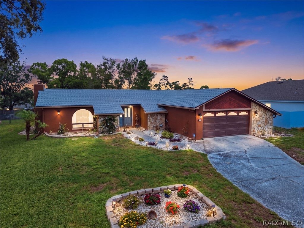 11475 Fortune Street Spring Hill, FL 34609 - Photo 1 of 71