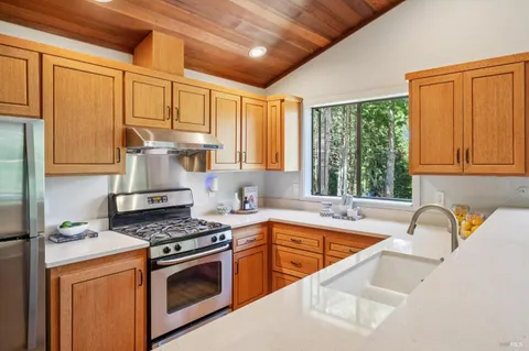 $1,600,000 | 2975 Joy Road, Occidental, CA 95465