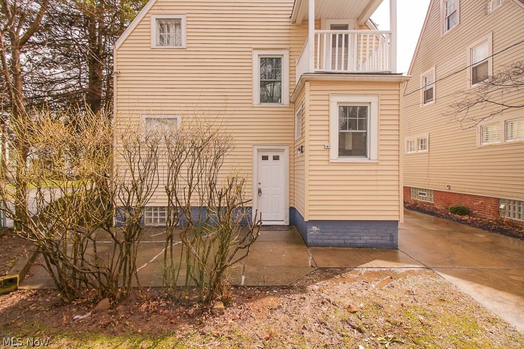 1166 Sylvania Road Cleveland, OH 44121 - Photo 4 of 34