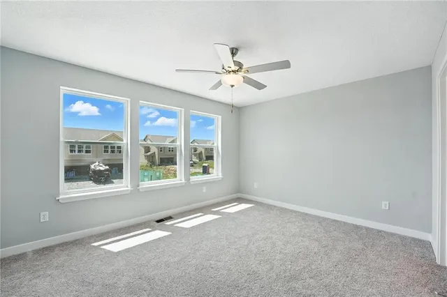 $324,950 | 19712 West 195th Place, Spring Hill, KS 66083