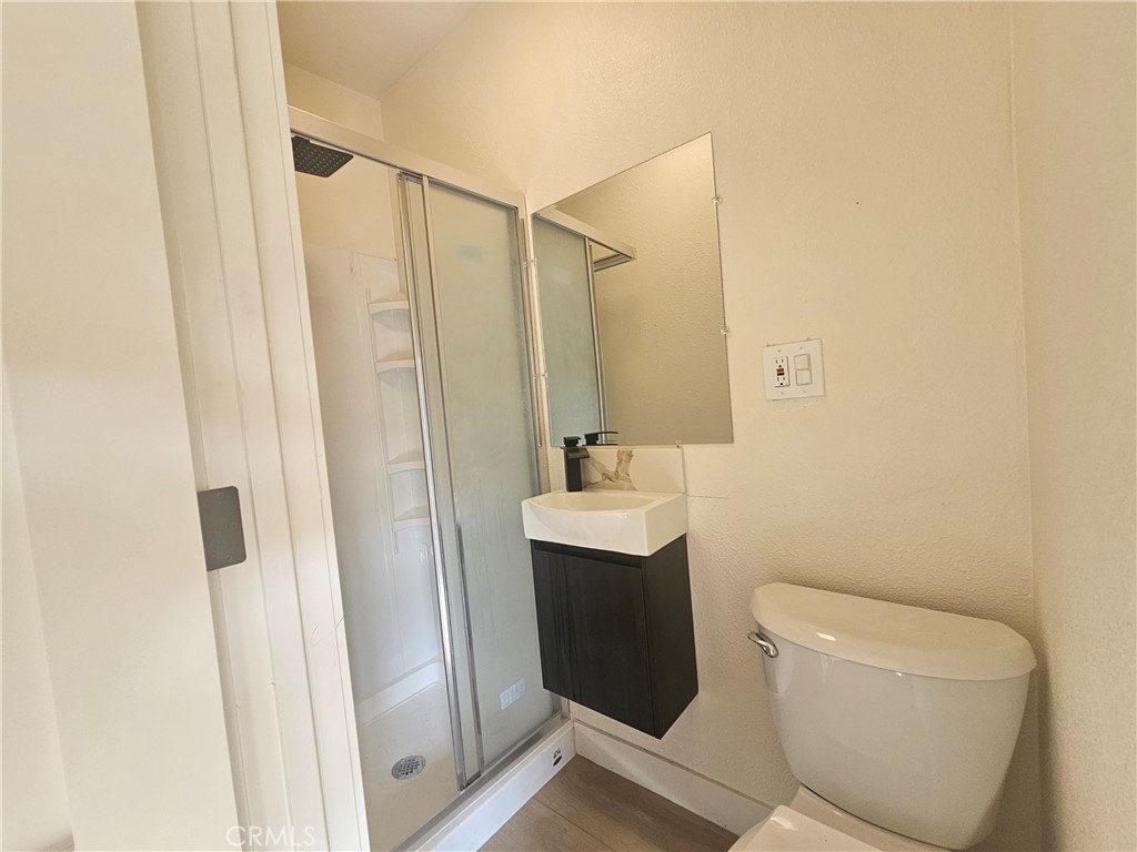 5493 Cerritos Avenue Long Beach, CA 90805 - Photo 12 of 21