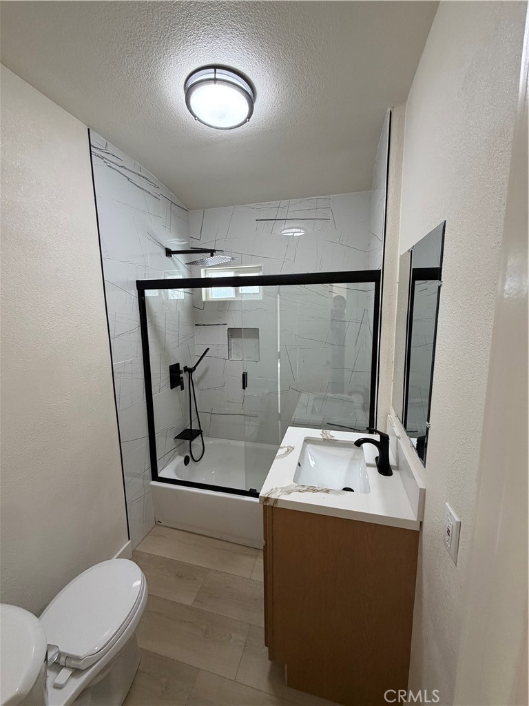 5493 Cerritos Avenue Long Beach, CA 90805 - Photo 6 of 21