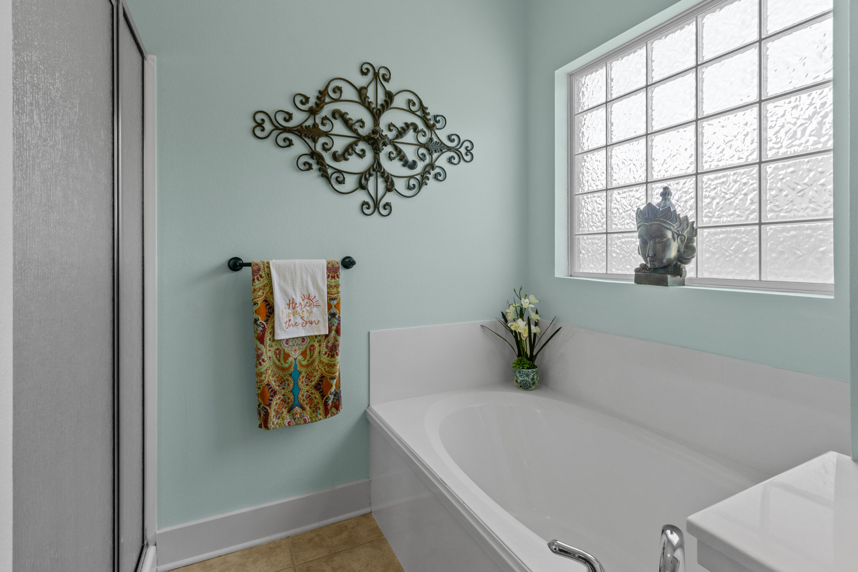 379 North Holiday Road Miramar Beach, FL 32550 - Photo 55 of 76 Deep Soaker Tub