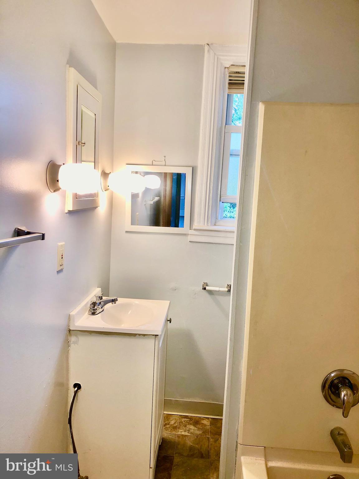 430 Poplar Street, Unit B Delanco, NJ 08075 - Photo 8 of 8
