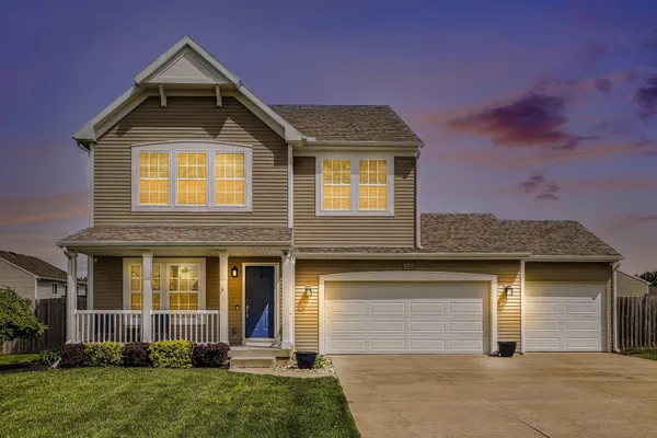 $389,900 | 904 Christian Avenue, Vicksburg, MI 49097