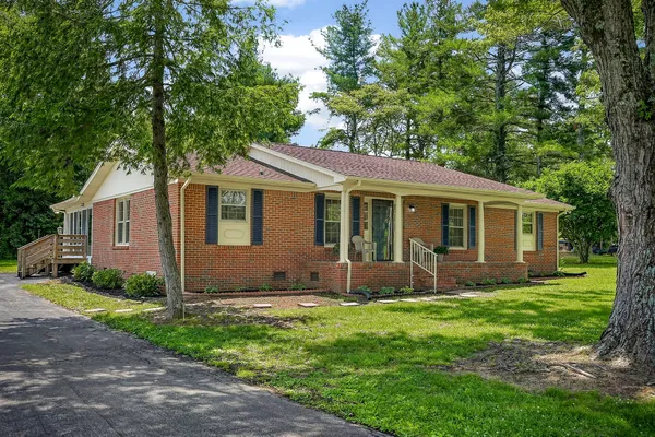 $291,500 | 704 Anthony Avenue, Smithville, TN 37166