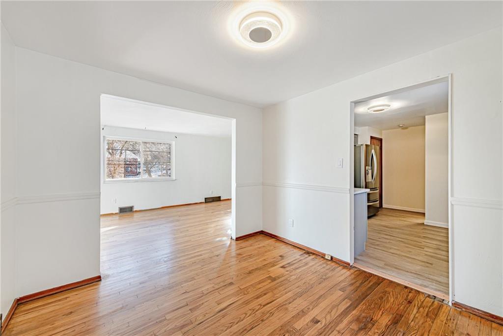 518 Long Road Pittsburgh, PA 15235 - Photo 6 of 30 Gallery Image 6