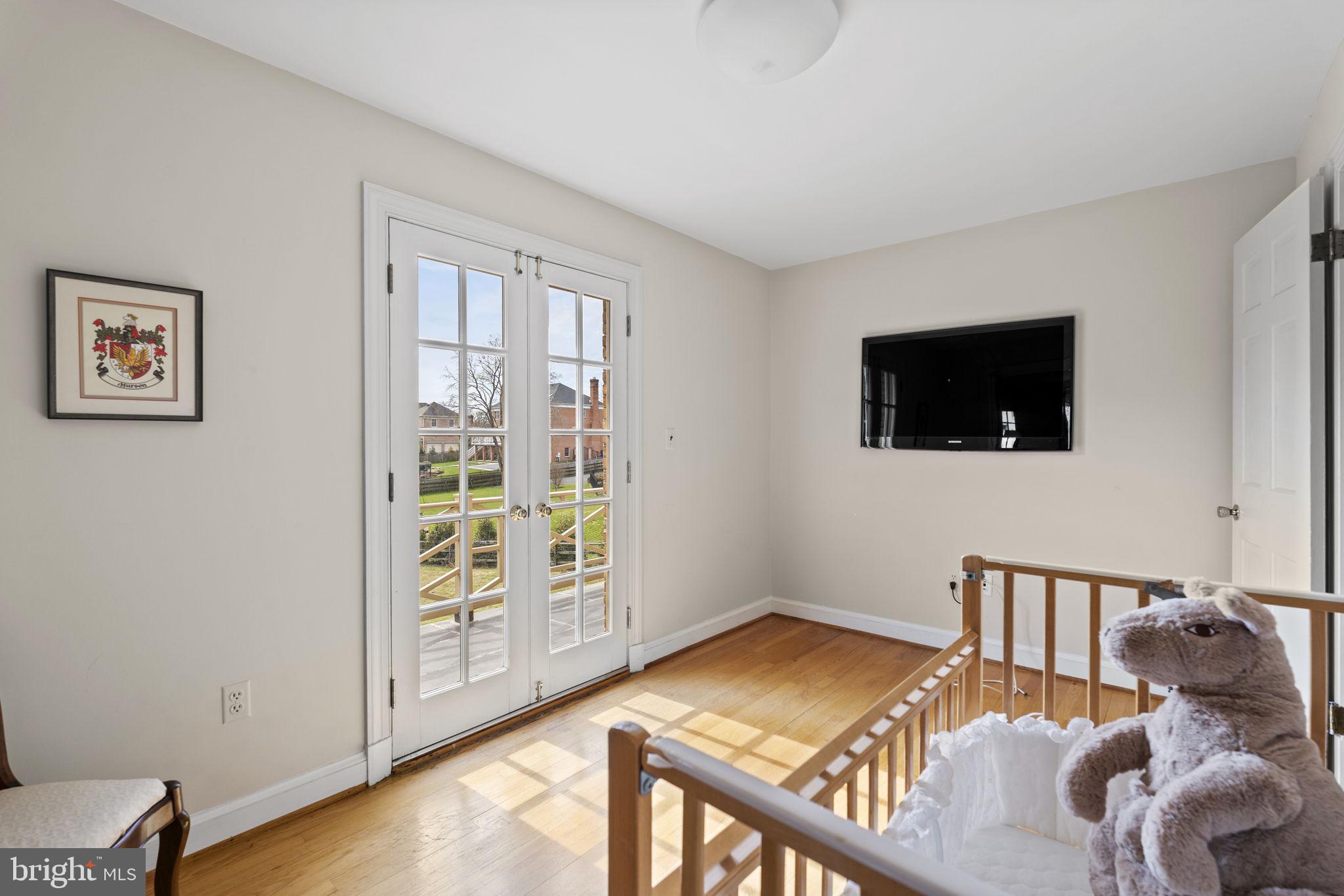 10011 Kendale Road Potomac, MD 20854 - Photo 19 of 32 Gallery Image 19