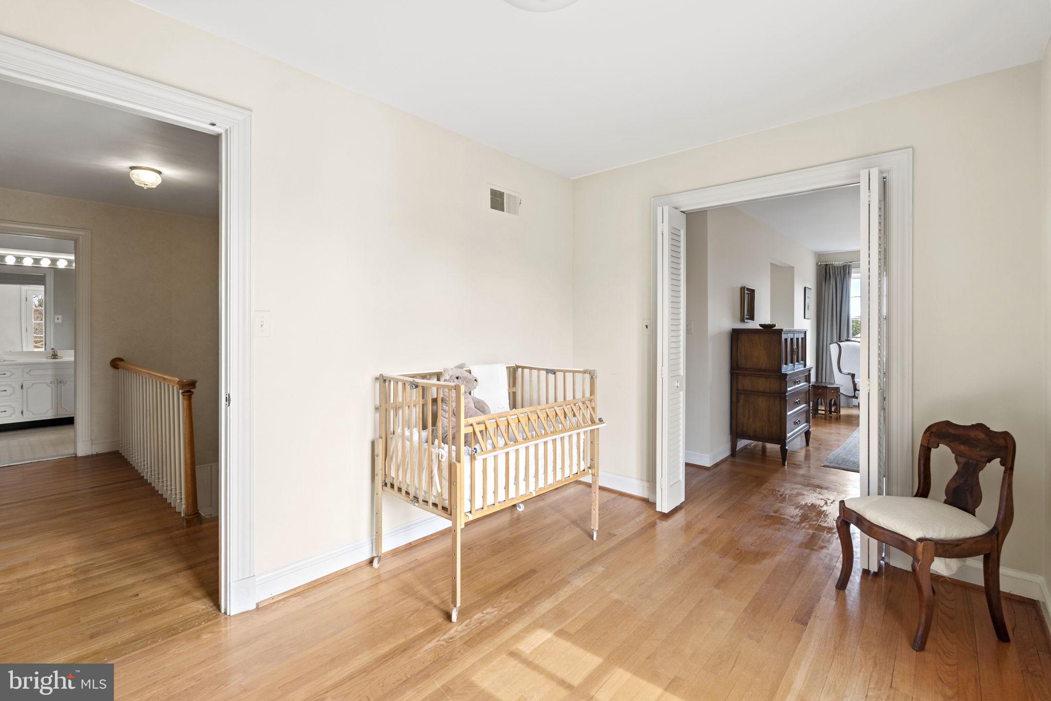 10011 Kendale Road Potomac, MD 20854 - Photo 20 of 32 Gallery Image 20