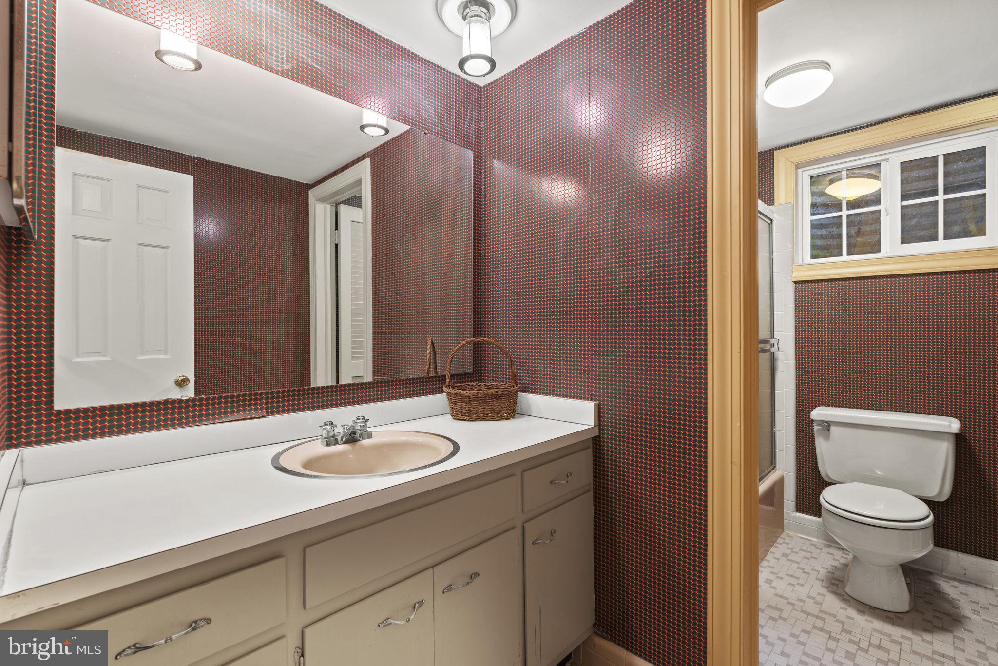 10011 Kendale Road Potomac, MD 20854 - Photo 29 of 32 Gallery Image 29