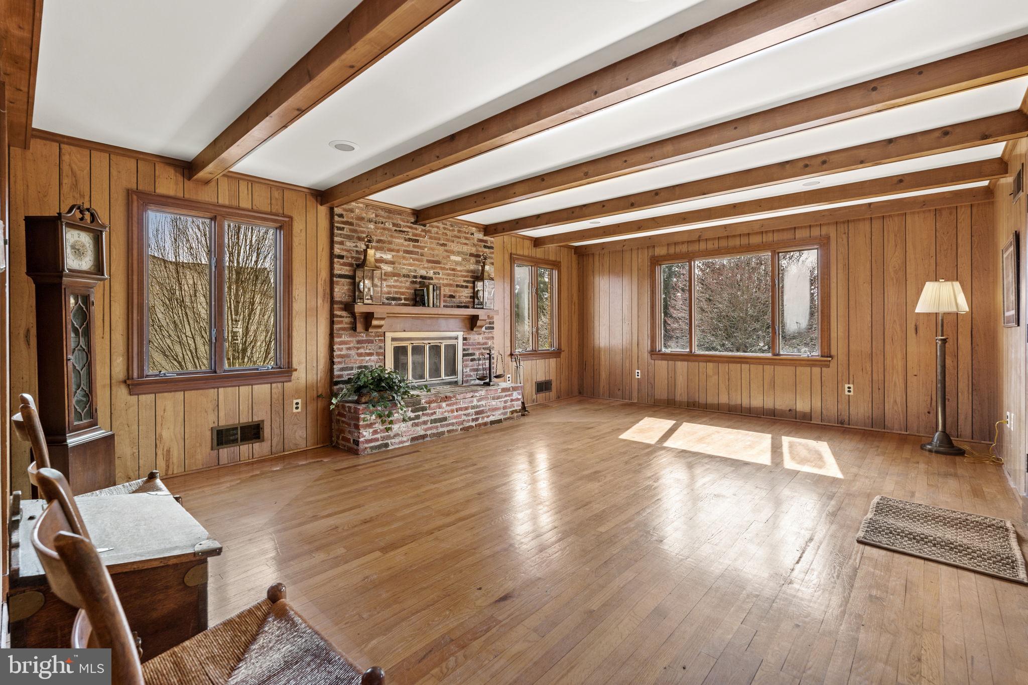 10011 Kendale Road Potomac, MD 20854 - Photo 10 of 32 Gallery Image 10