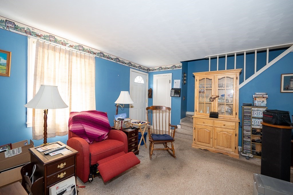 9 Claridge Road Worcester, MA 01606 - Photo 3 of 21