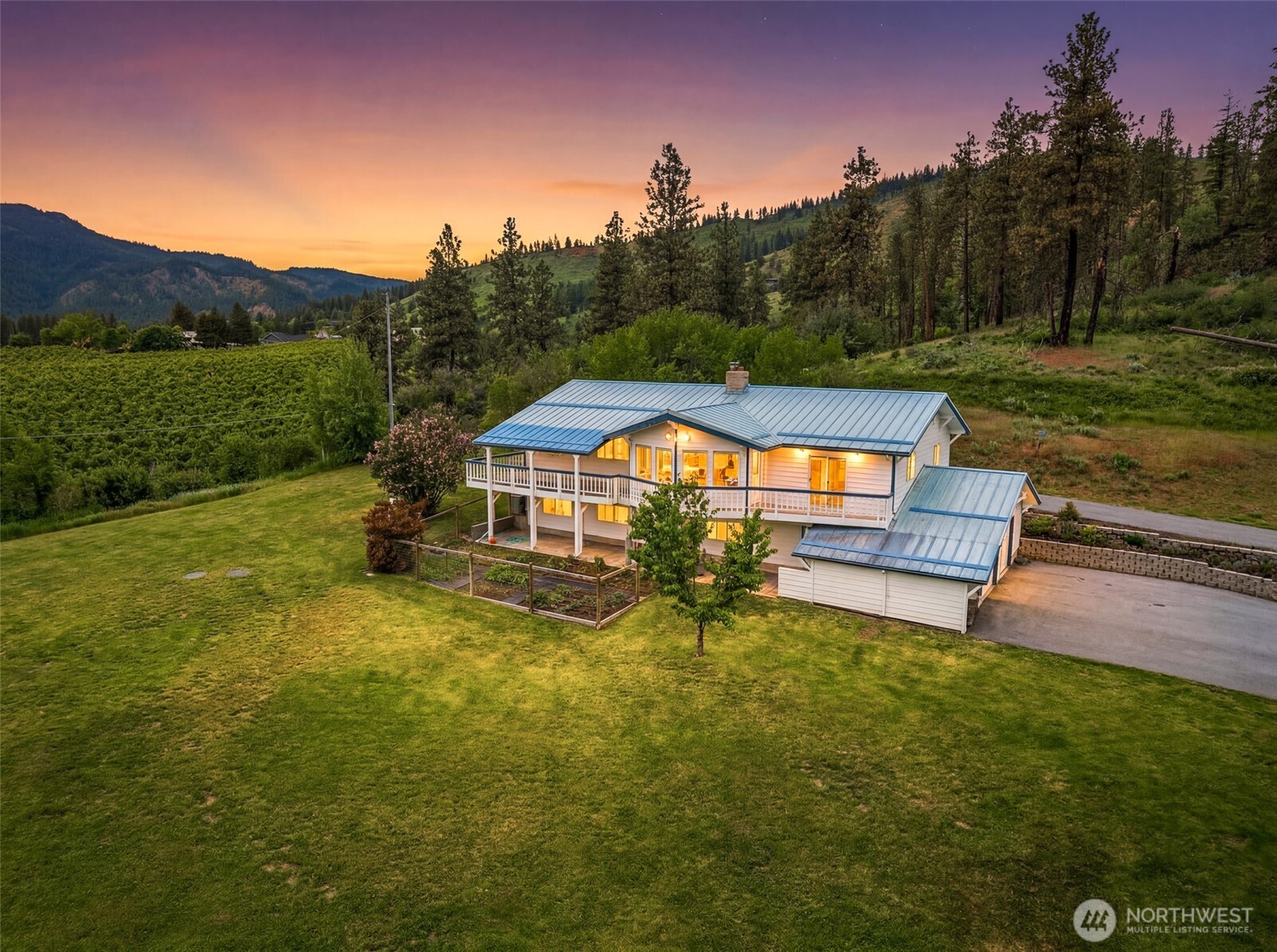 9950 North Road Leavenworth, WA 98826 - Photo 1 of 39 Gallery Image 1