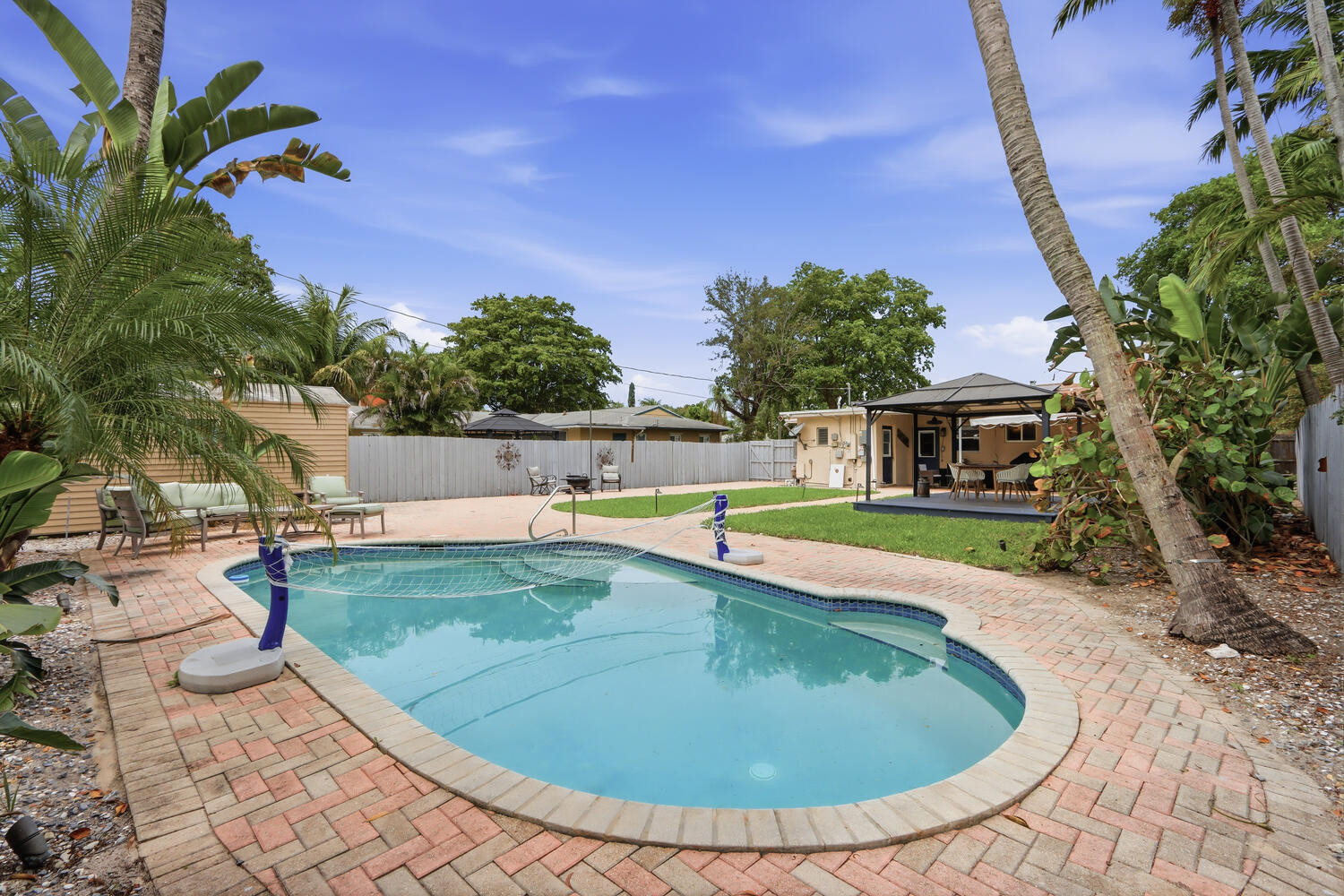 720 Northeast 7th Street Pompano Beach, FL 33060 - Photo 34 of 35 Pool Area-033-010-1500x1000