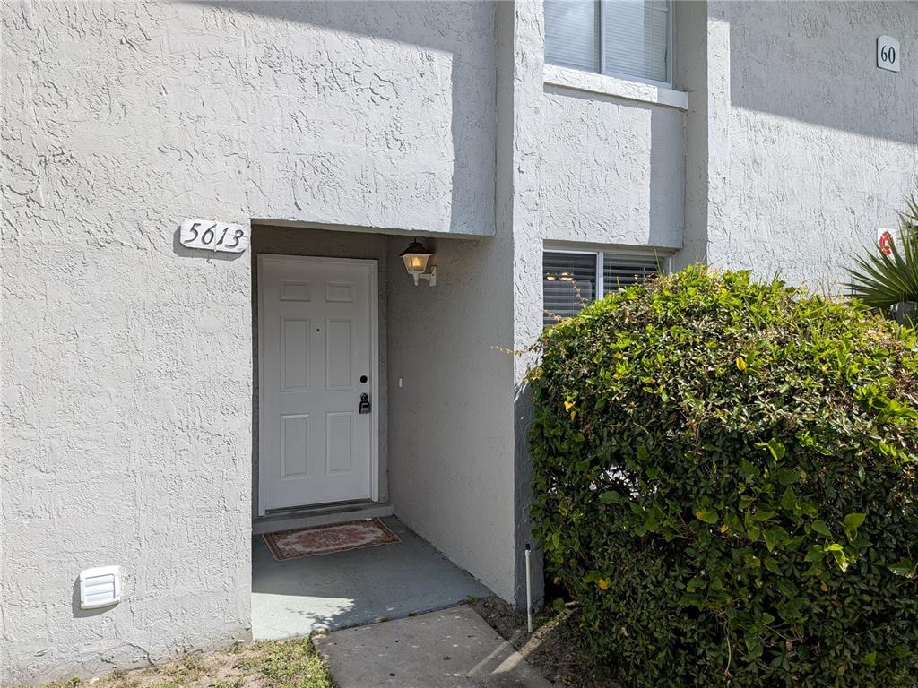 5613 Blue Shadows Court, Unit 2 Orlando, FL 32811 - Photo 3 of 26