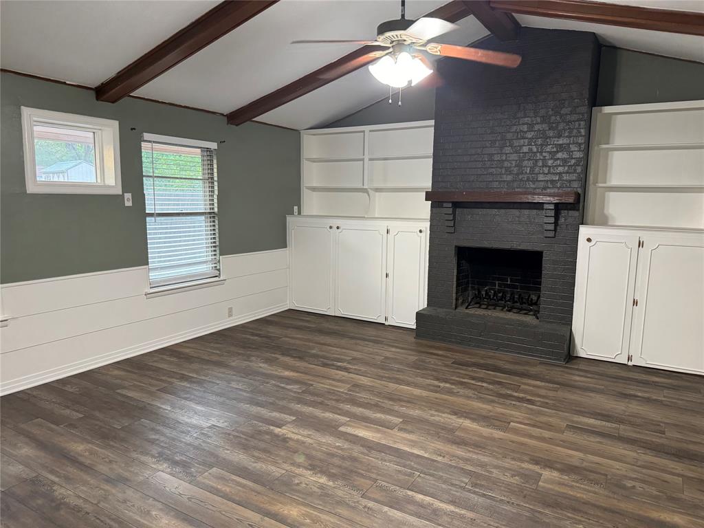 1406 Country Club Road Ennis, TX 75119 - Photo 3 of 26