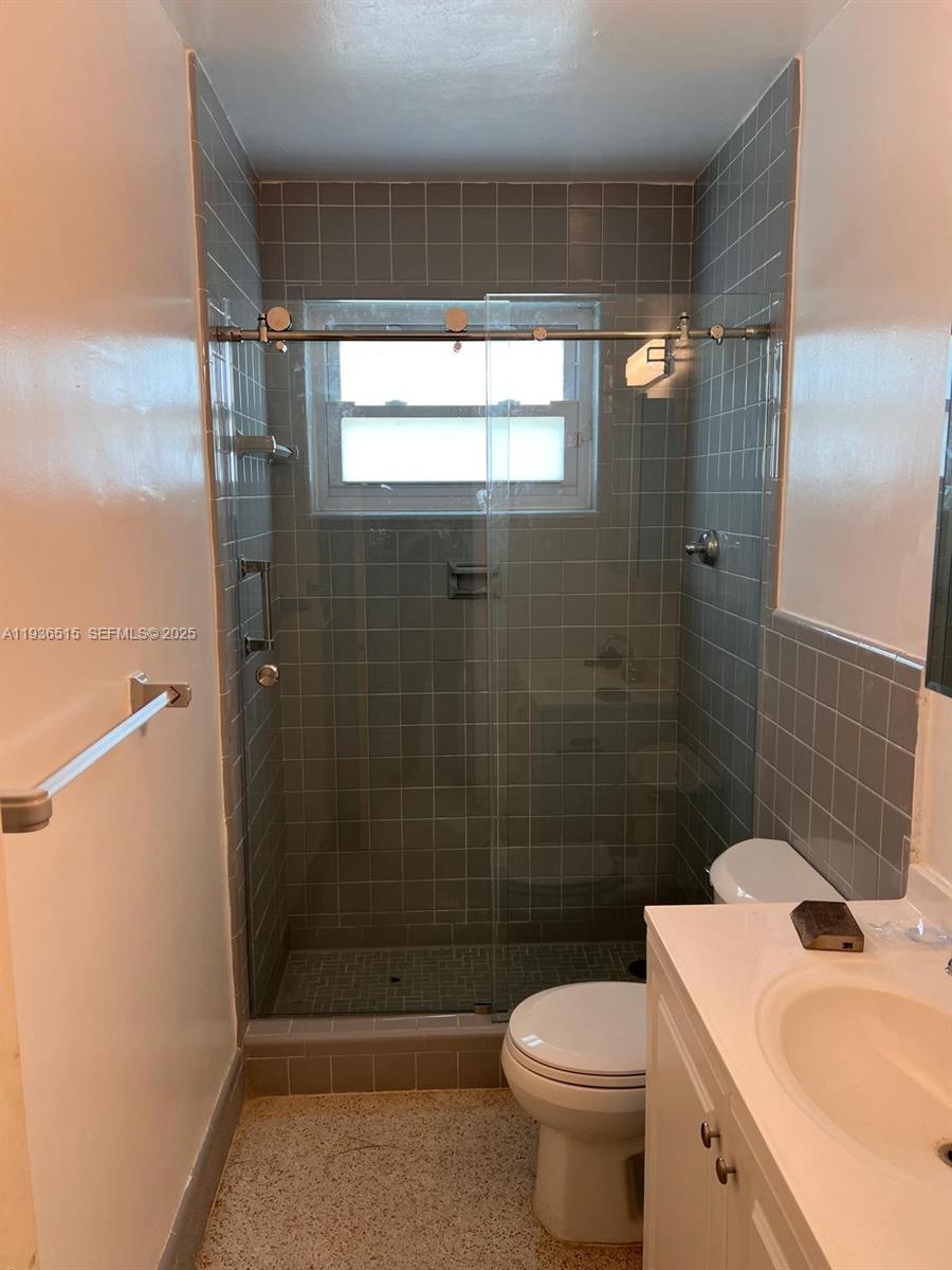 8245 Southwest 100th Street Miami, FL 33156 - Photo 5 of 9 hall