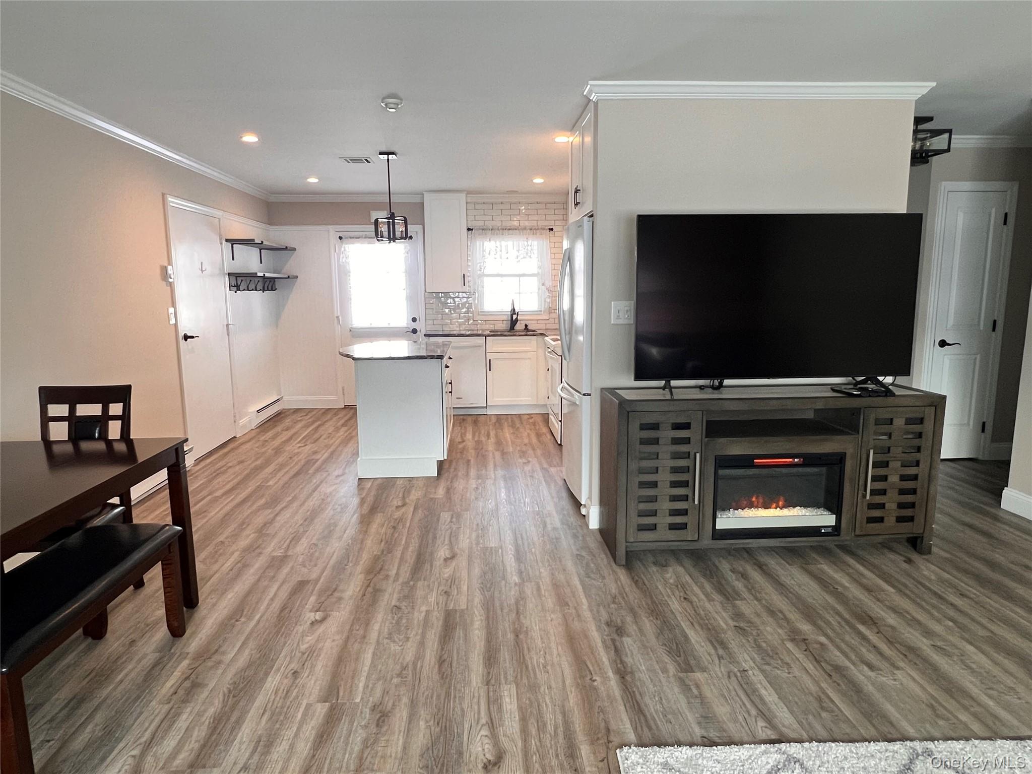 44 B Trent Court, Unit B Ridge, NY 11961 - Photo 5 of 19