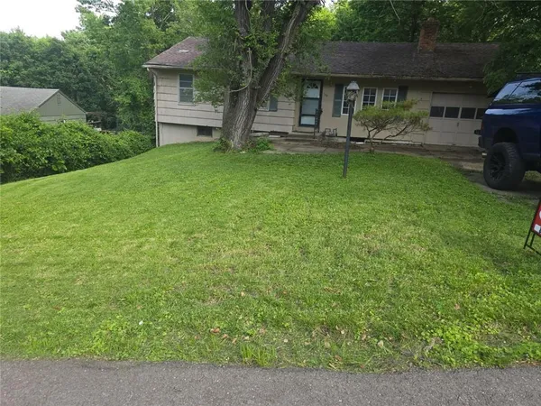 $150,000 | 105 East 96th Street, Kansas City, MO 64114