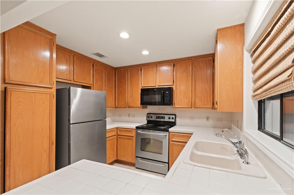 100 West Moore Road, Unit UT81 Pharr, TX 78577 - Photo 6 of 23