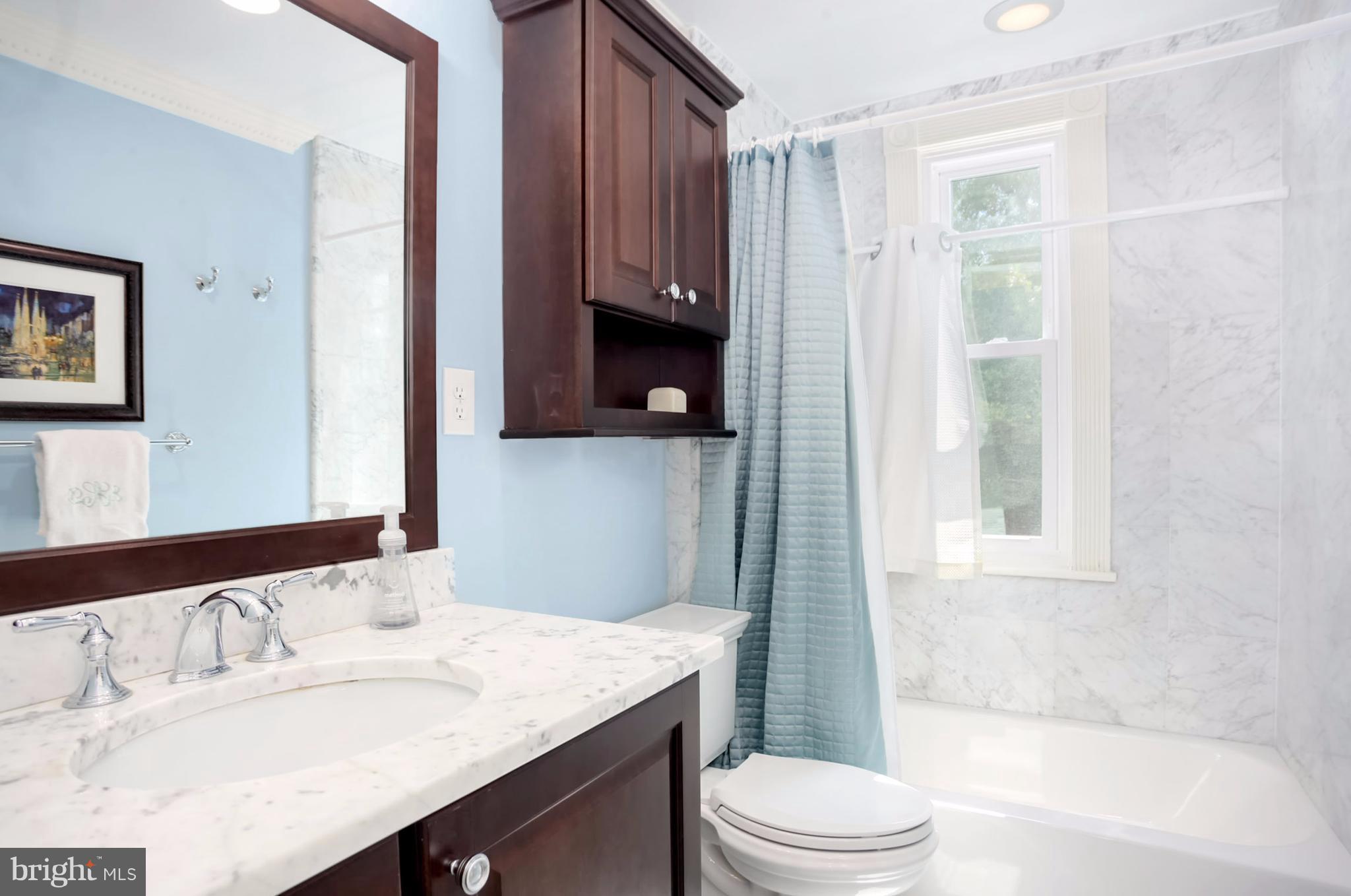 3024 R Street Northwest, Unit 2 Washington, DC 20007 - Photo 23 of 25 Bath