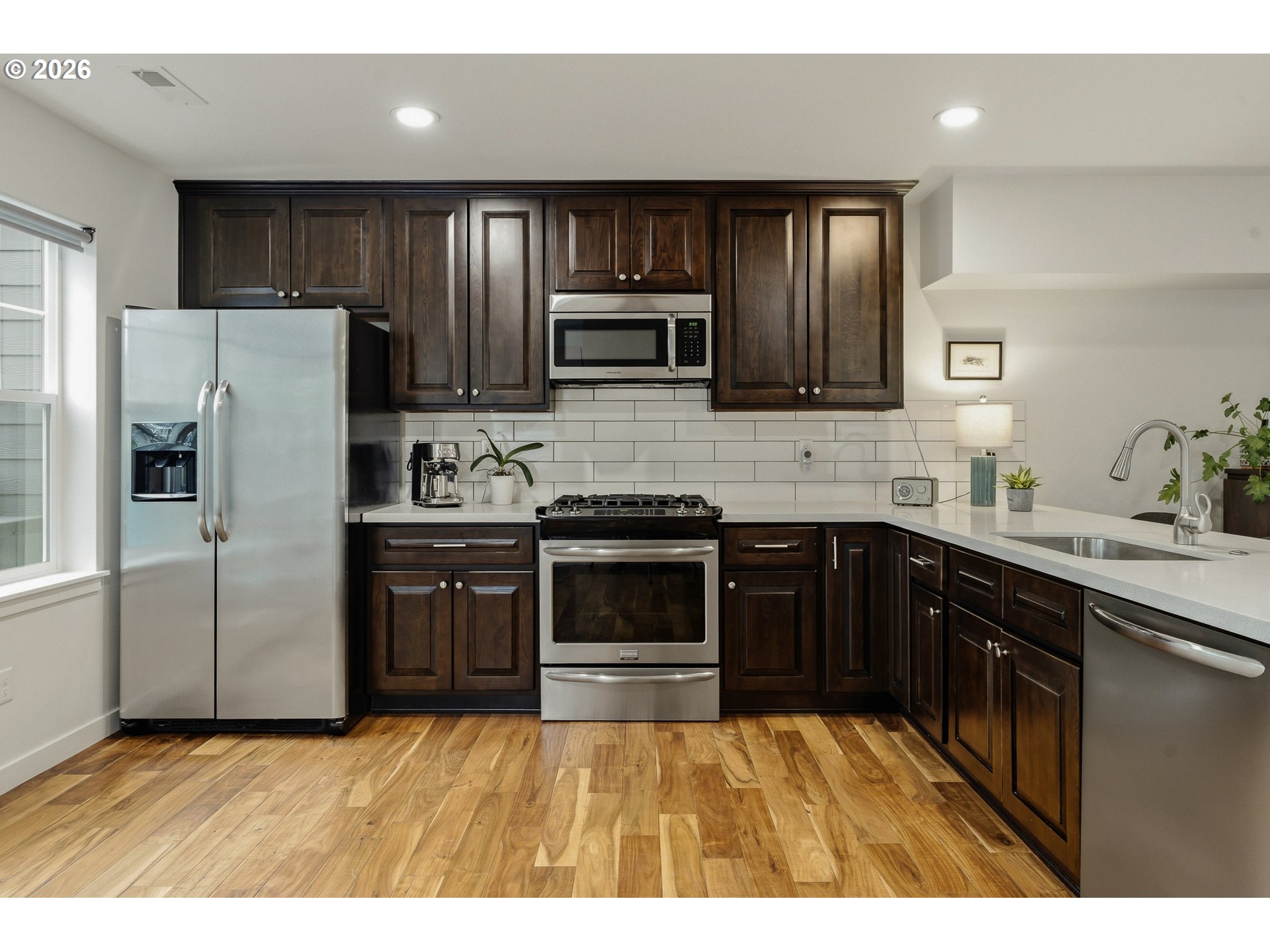 7594 Southeast Division Street Portland, OR 97206 - Photo 5 of 38