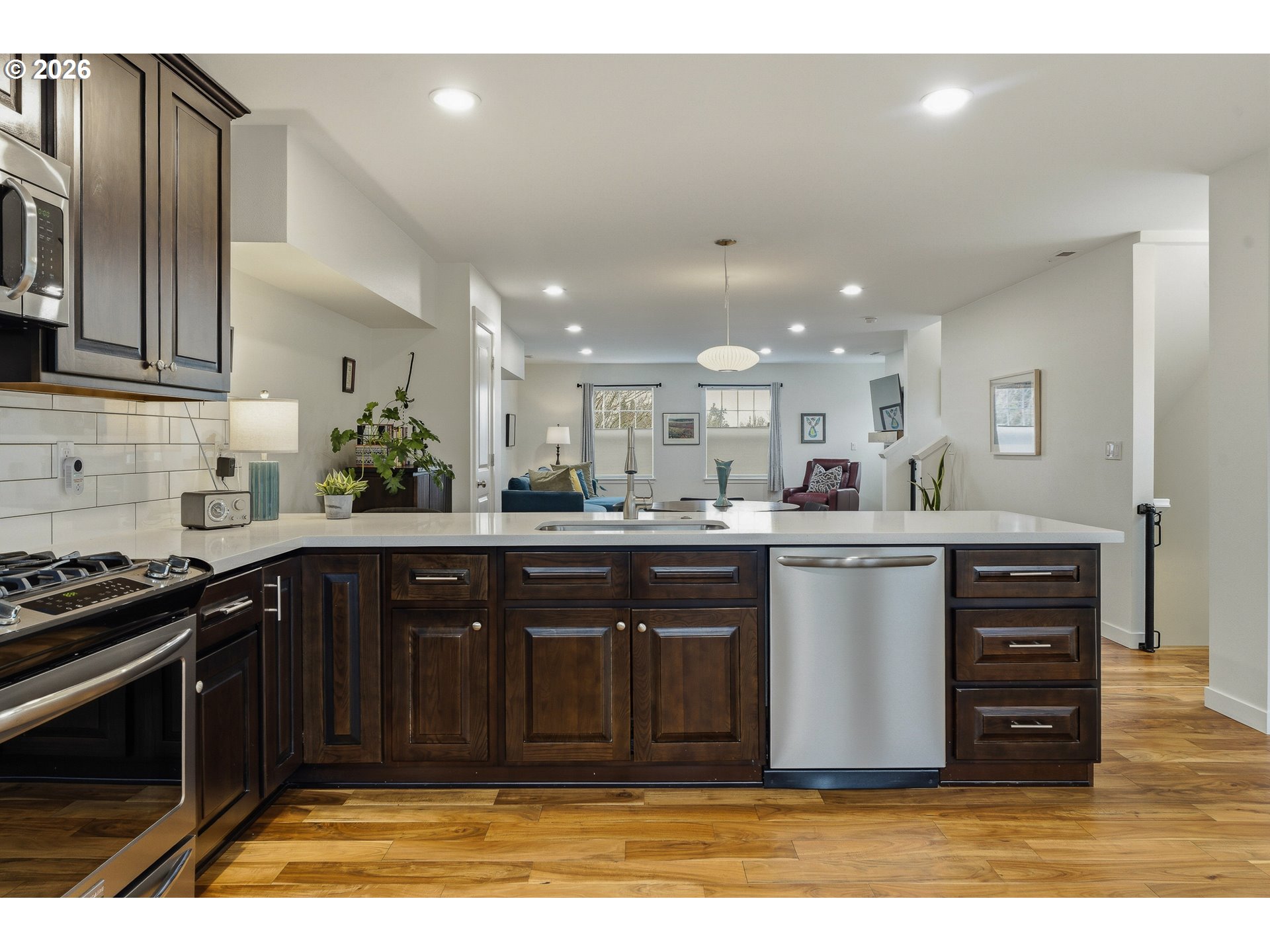 7594 Southeast Division Street Portland, OR 97206 - Photo 9 of 38