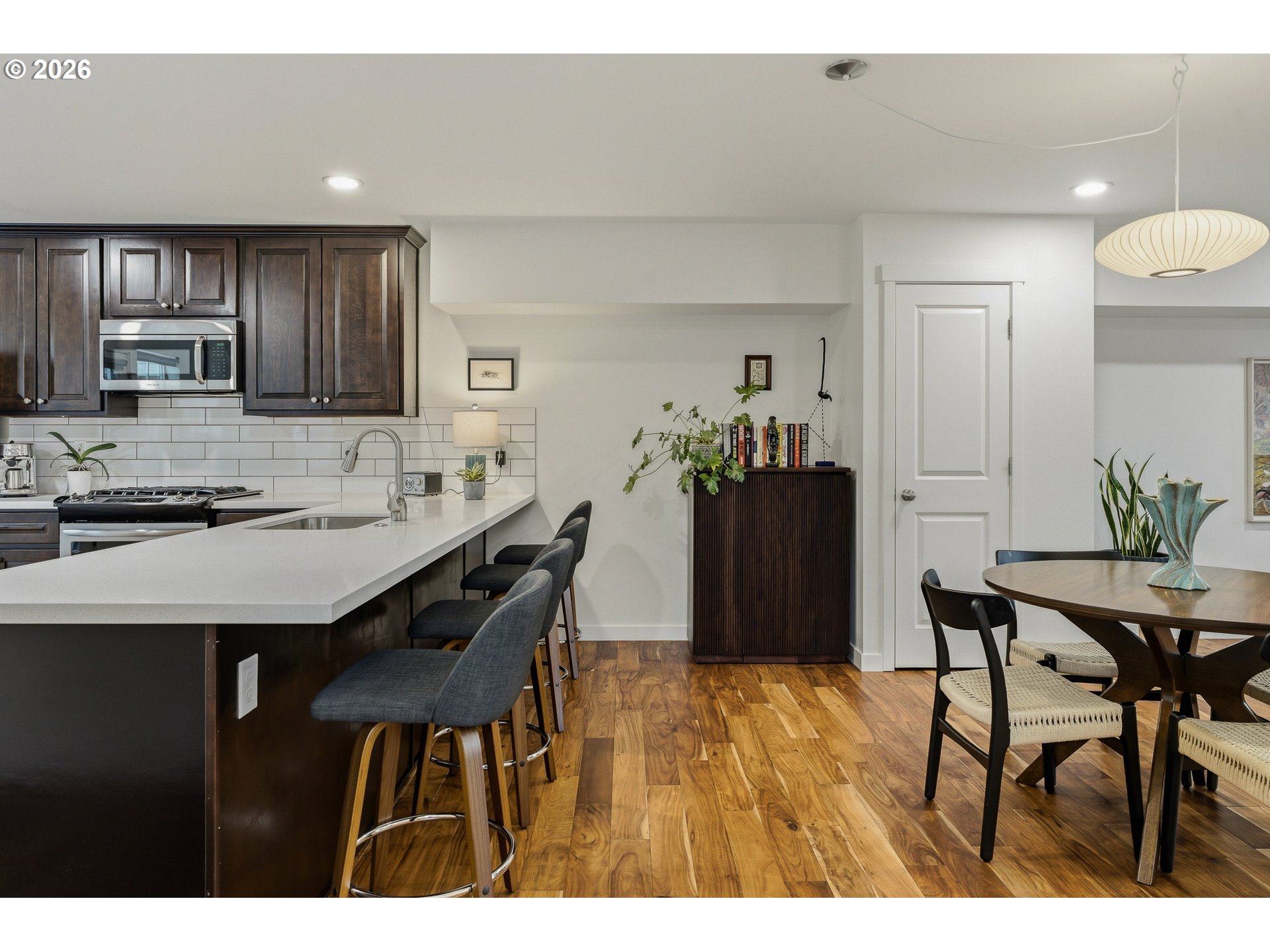7594 Southeast Division Street Portland, OR 97206 - Photo 10 of 38