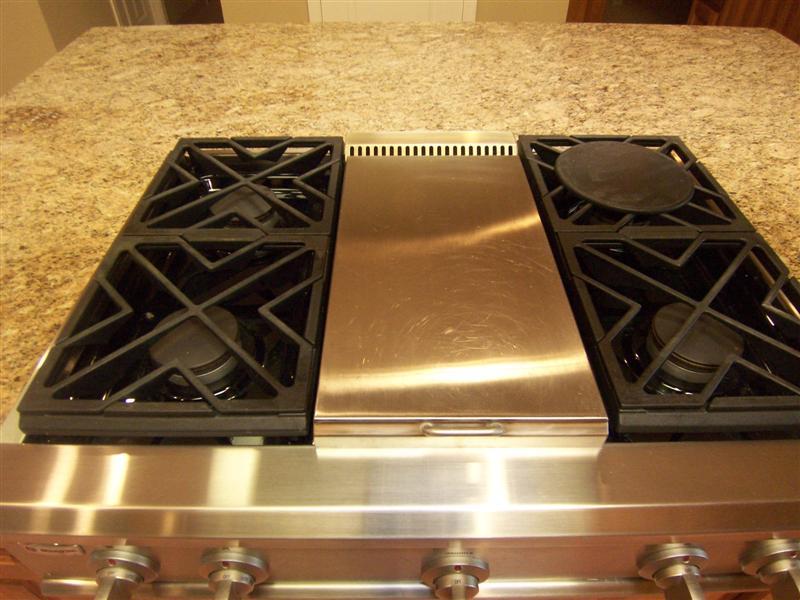 2266 East Redfield Road Gilbert, AZ 85234 - Photo 4 of 24 Gas range