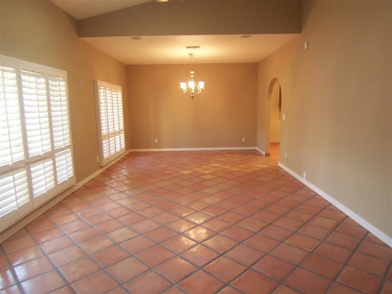 2266 East Redfield Road Gilbert, AZ 85234 - Photo 5 of 24 Living