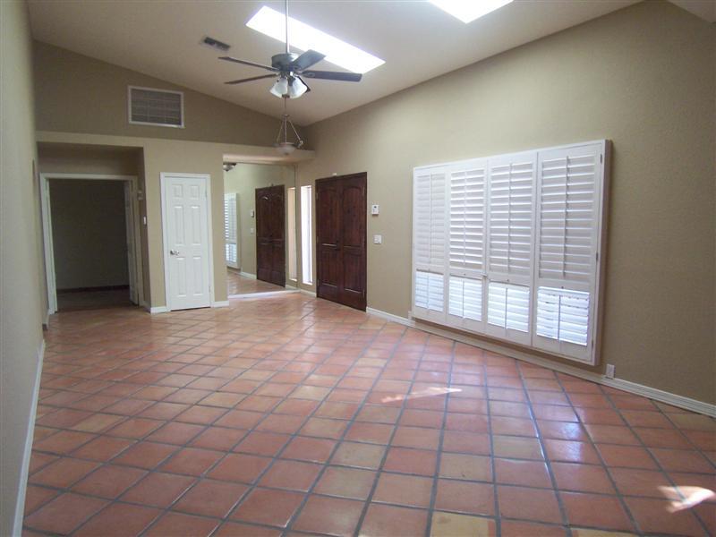 2266 East Redfield Road Gilbert, AZ 85234 - Photo 6 of 24 Another living