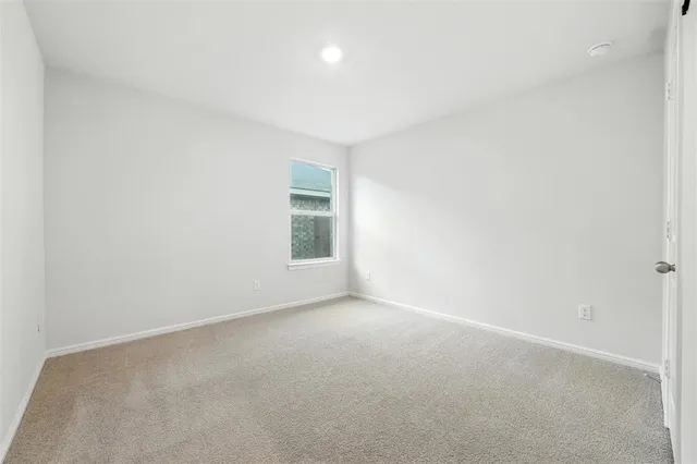 $2,300 | 16745 Portage Street, Justin, TX 76247