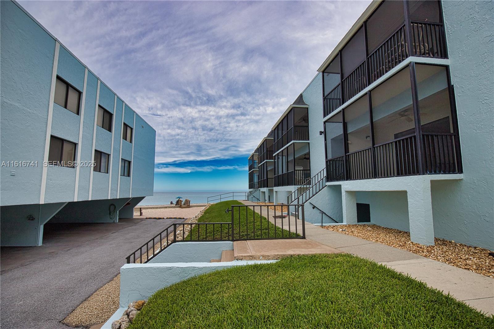 2810 North Beach Road, Unit D108 Englewood, FL 34223 - Photo 7 of 44
