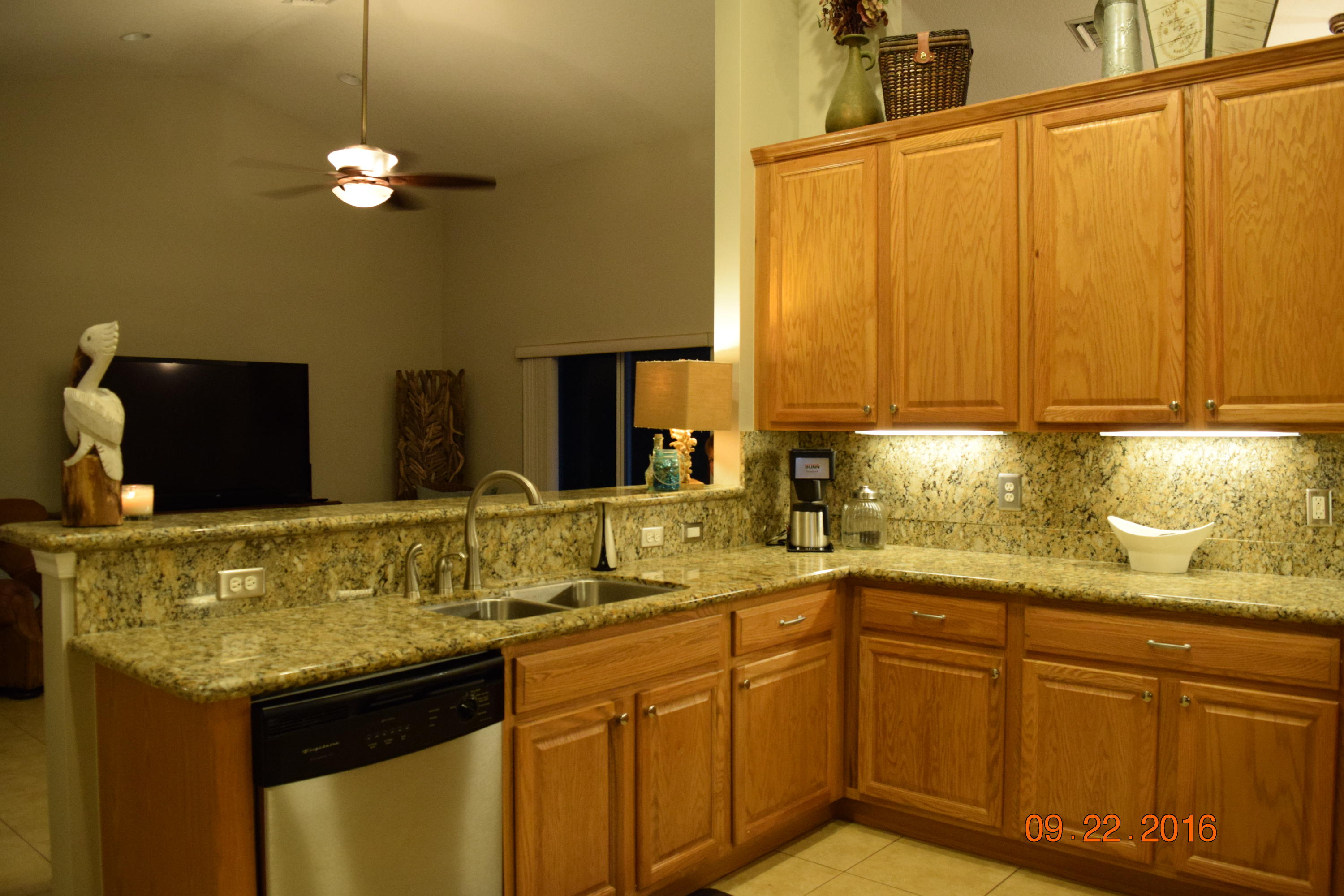 1501 Southwest Apricot Road Port St. Lucie, FL 34953 - Photo 14 of 39 DSC_0390