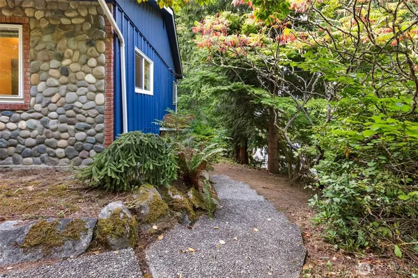 $599,000 | 1347 Pear Street Northeast, Olympia, WA 98506