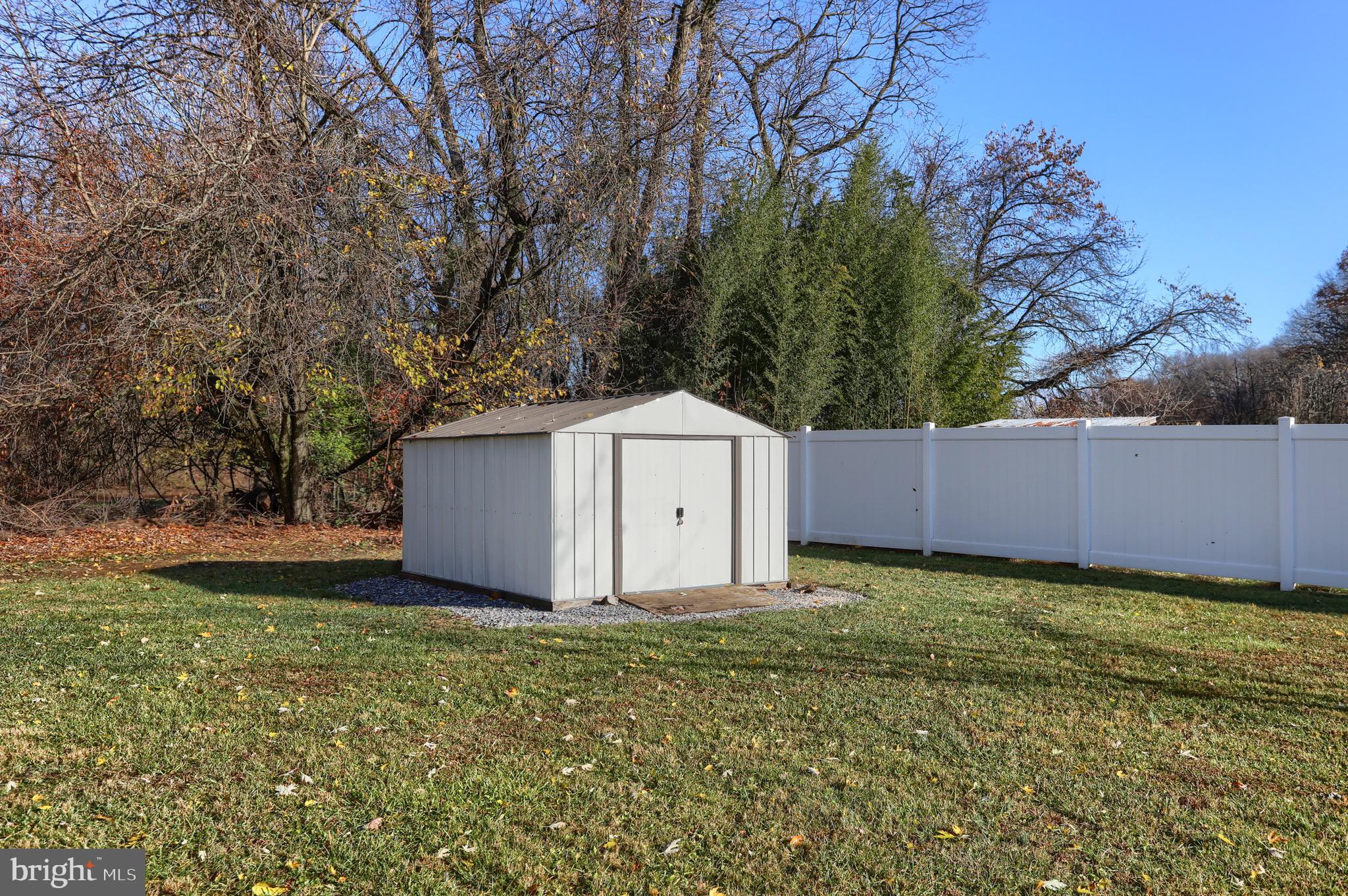 1675 Turnpike Road Elizabethtown, PA 17022 - Photo 34 of 35 Shed