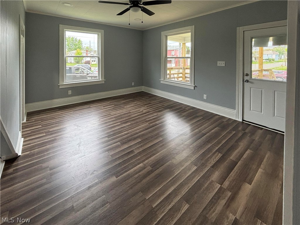 705 9th Street Southwest Massillon, OH 44647 - Photo 8 of 44