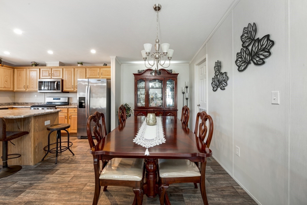 21 Jason Way West Bridgewater, MA 02379 - Photo 10 of 22