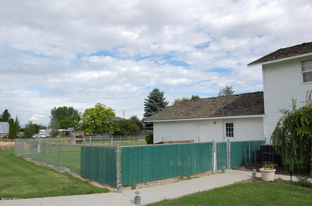 6702 Mieras Road Yakima, WA 98901 - Photo 19 of 19 20120112015657163282000000-o