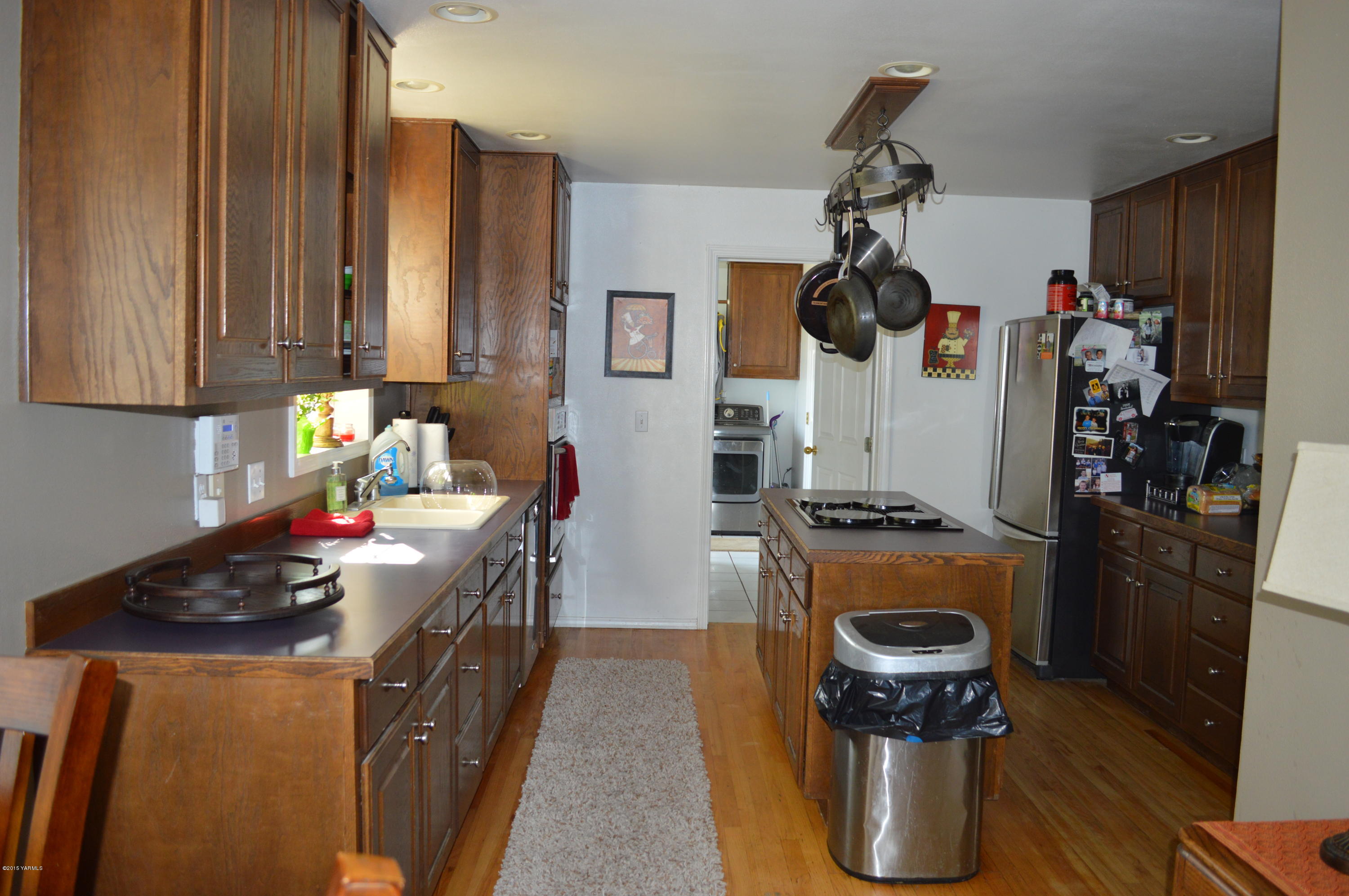 6702 Mieras Road Yakima, WA 98901 - Photo 9 of 19 Kitchen