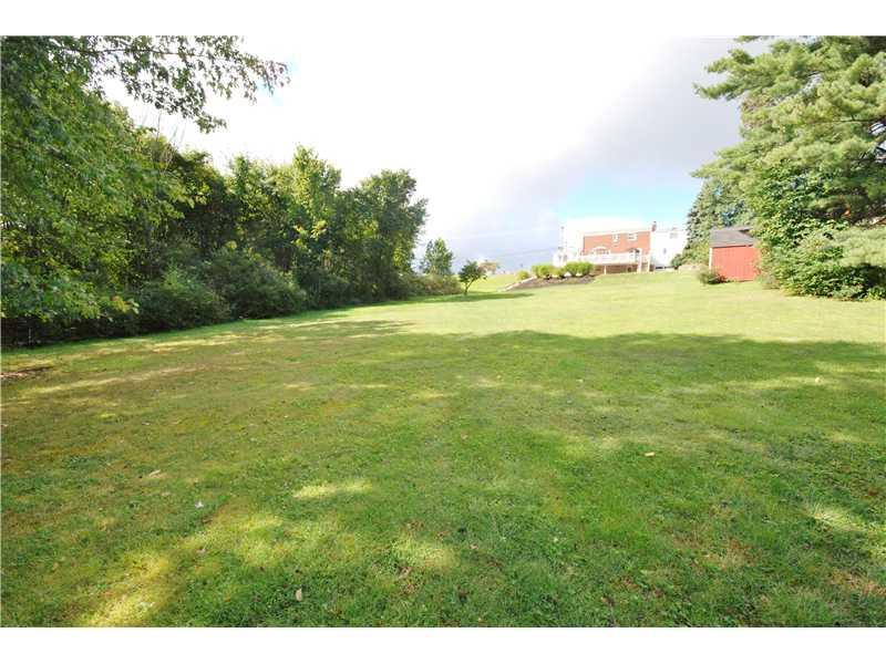 406 Nicholson Road Sewickley, PA 15143 - Photo 25 of 25 Yard/Garden.