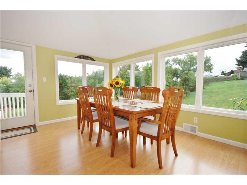 406 Nicholson Road Sewickley, PA 15143 - Photo 7 of 25 Kitchen.